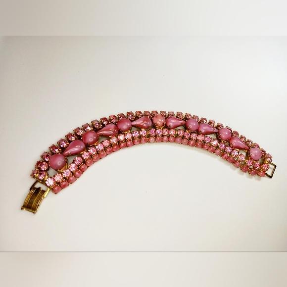 Vintage Set Unsigned Pink Givre Milk Glass Necklace Earrings Bracelet - Picture 4 of 14